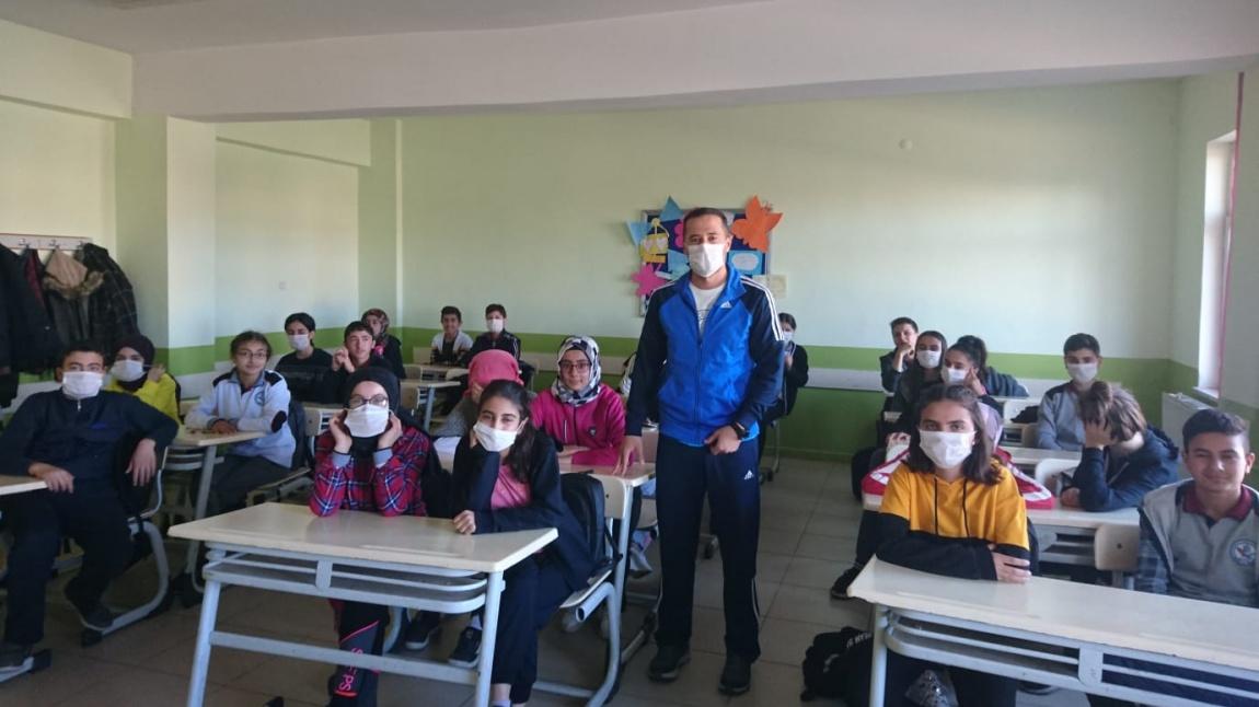 2-8 Kasım Lösemili Çocuklar Haftası Kapsamında Okulumuzda Maskemi Takarım Farkındalık Yaratırım Etkinliği Yapıldı